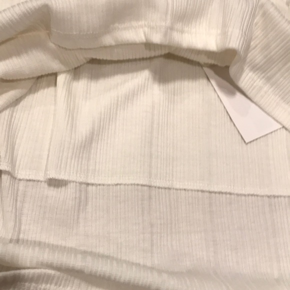 🌻 2 for $10 NWT H&M Knotted Strap Tank Size L - Picture 8 of 8